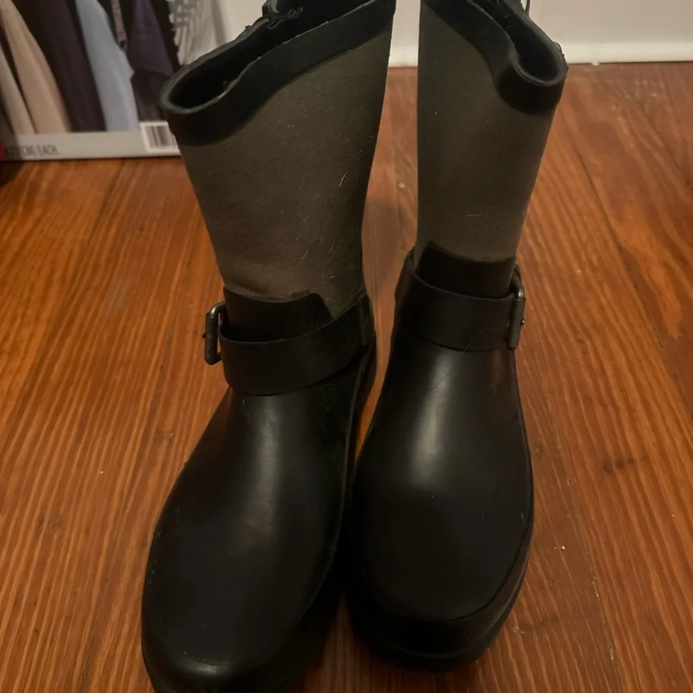 Used good condition - Picture 2 of 3